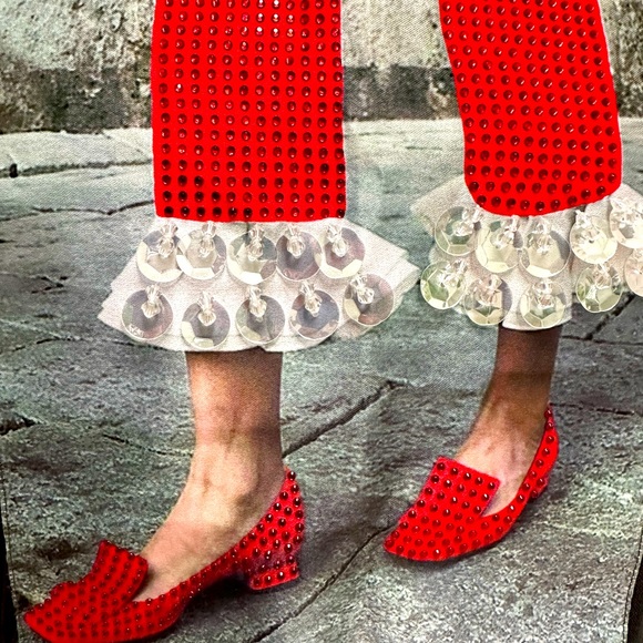 Statement graphic mesh tee. - Picture 3 of 3